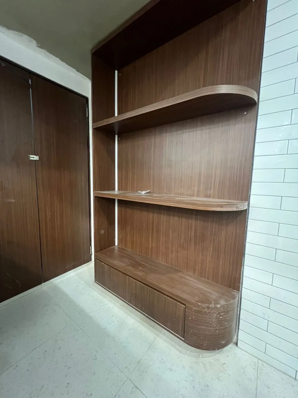 Built-in cabinet