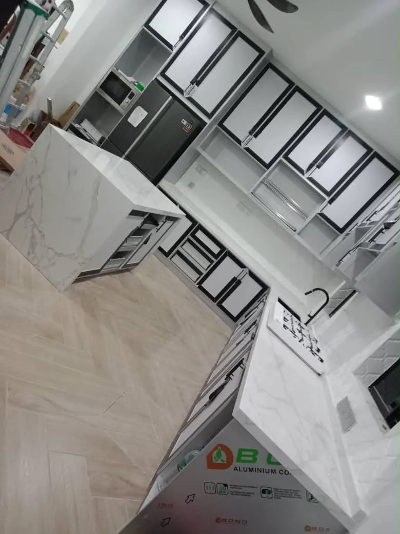 White custom kitchen cabinet