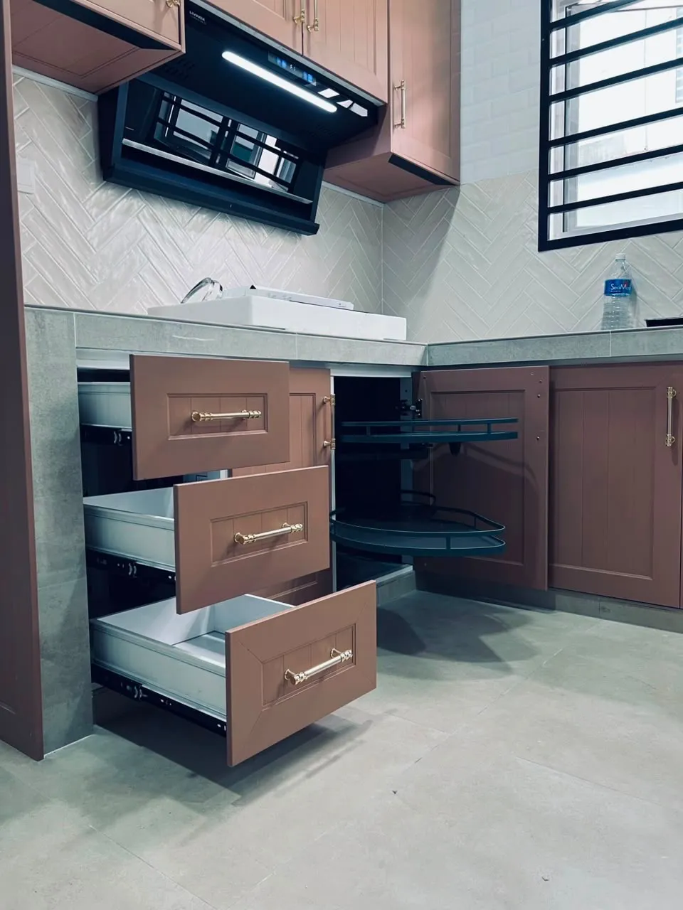 Soft close kitchen cabinet drawer